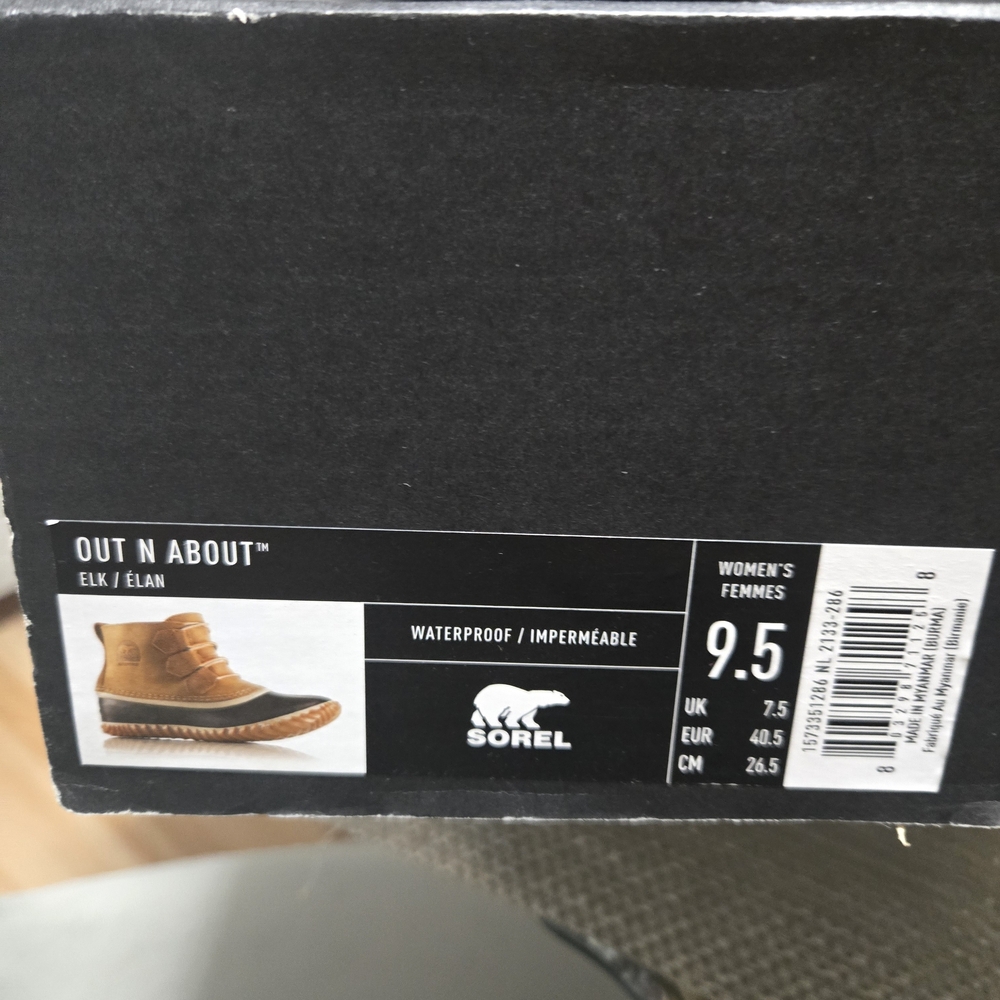 Sorel Women's Out N About Waterproof Boot. In Original Box.  Gently Used